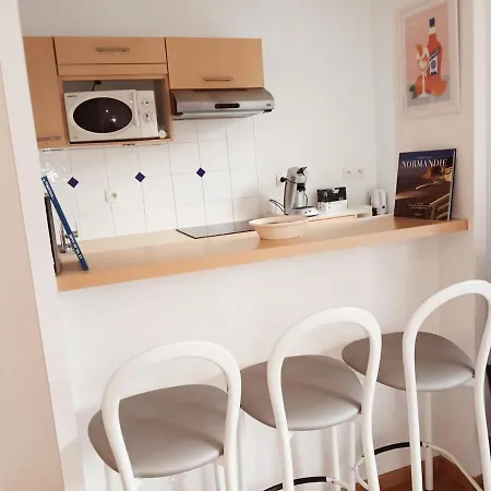 F2 Plein Sud Proche Du Débarquement * Port-en-Bessin-Huppain