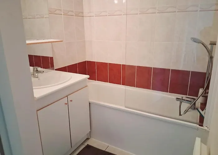 Apartment F2 Plein Sud Proche Du Debarquement